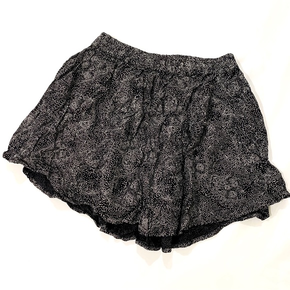 ✨ VANS ZIPPER SKIRT ✨ - Picture 4 of 4